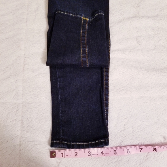 ๐ป True Religion Dark Wash Low-Rise Skinny Jeans - Picture 5 of 8
